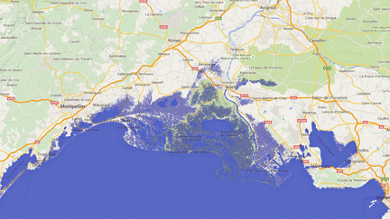 Avec une hausse des oc&eacute;ans d'un m&egrave;tre, la&nbsp;Camargue&nbsp;serait noy&eacute;e sous les eaux, selon cette simulation r&eacute;alis&eacute;e &agrave; partir des donn&eacute;es de la Nasa.&nbsp; (FIRETREE / GOOGLE MAPS)