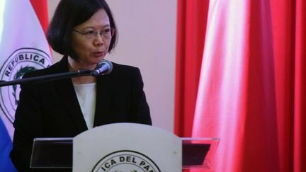 La présidente de Taïwan, Tsai Ing-wen, visite le Paraguay le 29 juin 2016, lors de son premier voyage à l'étranger depuis son entrée en fonction en mai 2016. (NORBERTO DUARTE / AFP)