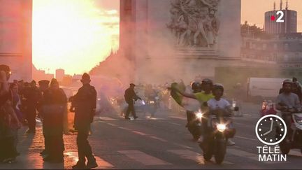 Paris : la qualification de l'Algérie a dégénéré sur les Champs-Elysées