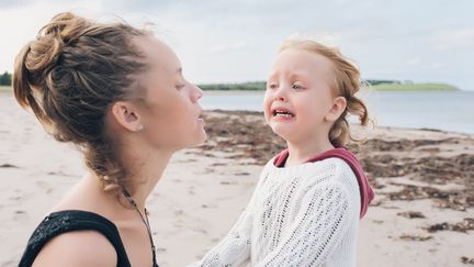 Les personnes avec enfants ont fait part d'une plus grande variabilit&eacute; de leurs &eacute;tats &eacute;motionnels au quotidien, ont constat&eacute; les auteurs d'une &eacute;tude publi&eacute;e le 13 janvier 2014. (FLICKR RF / GETTY IMAGES)