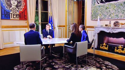 Interview d'Emmanuel Macron à l'Elysée, le 15&nbsp;octobre 2017. (MAXPPP)