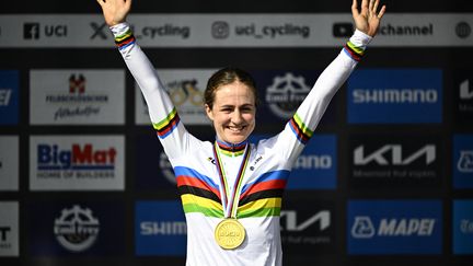 Grace Brown aus Australien gewann am 22. September 2024 in Zürich (Schweiz) den Weltmeistertitel im Zeitfahren. (JASPER JACOBS / BELGA MAG / AFP)