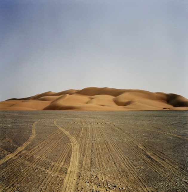 &nbsp; (© Géo Katharine Macdaid. Les dunes de Ramlat as Sahmah, à l'orée du grand désert  du Rub-Al-Khali.)