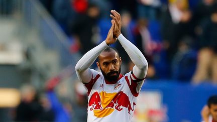 L'attaquant Thierry Henry, le 23 novembre 2014, sous le maillot des New York Red Bulls, &agrave; Harrison (New Jersey). (MIKE STOBE / GETTY IMAGES NORTH AMERICA / AFP)