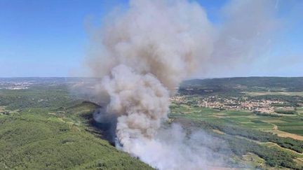 Incendies : plus de 100 hectares détruits dans l'Aude