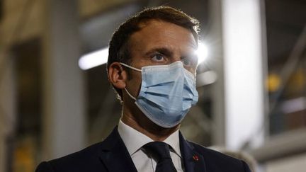 Emmanuel Macron, le 24 juillet 2021, en Polynésie française. (LUDOVIC MARIN / AFP)