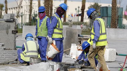 Les ouvriers de QDVC (Qatari Diar Vinci Construction), la filiale qatarienne du géant français de la construction, Vinci. Photo d'illustration (KARIM JAAAFAR / AL-WATAN DOHA)