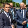 Les ministres Jean-Michel Blanquer et Gérald Darmanin lors d'un déplacement dans une école de Tourcoing (Nord), en 2017. (PHILIPPE HUGUEN / AFP)