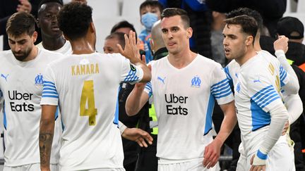 La joie des Marseillais après le but d'Arkadiusz Milik contre Qarabag en Ligue Europa Conférence le 17 février 2022. (NICOLAS TUCAT / AFP)