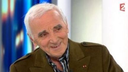 Charles Aznavour invité du JT de 20 heures
 (Culturebox)