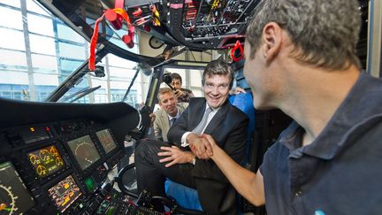 Arnaud Montebourg, ministre de l'Economie, visite l'entreprise Airbus Helicopters à Marignane (Bouches-du-Rhône), le 2 juin 2014. (LILIAN AUFFRET/SIPA)