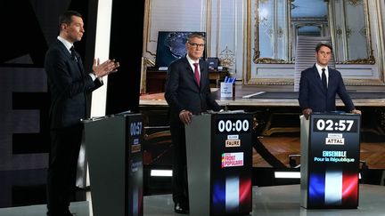 Jordan Bardella, Olivier Faure et Gabriel Attal sur le plateau de France 2, le 27 juin 2024. (DIMITAR DILKOFF / SIPA)