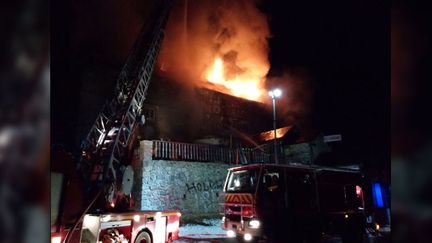 Photo de l'incendie diffusée par les pompiers du SDIS 66 sur Twitter.&nbsp; (SDIS 66)