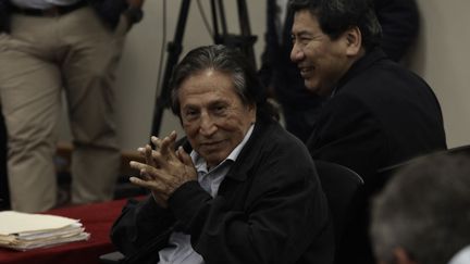 L'ancien président péruvien Alejandro Toledo à l'audience de détermination de sa peine dans l'affaire Odebrecht, le 21 octobre 2024, à Lima (Pérou). (KLEBHER VASQUEZ / ANADOLU / AFP)