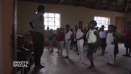 Envoyé spécial. Au Kenya, la danse classique pour échapper au bidonville