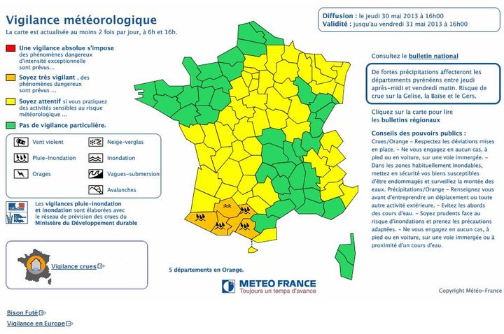 Cinq d&eacute;partements sont plac&eacute;s en vigilance orange par M&eacute;t&eacute;o France, jeudi 29 mai 2013. (METEO FRANCE)