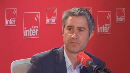 François Ruffin au micro de France Inter, lundi 10 mai 2024. (FRANCE INTER/RADIOFRANCE)