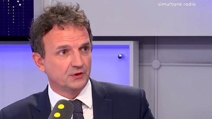 François-Michel Lambert, député La République en marche des Bouches-du-Rhône et porte-parole de l’Union des démocrates et des écologistes, était l'invité de "Tout est politique" mardi 17 avril. (FRANCEINFO)