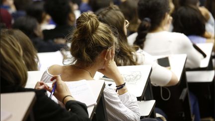 Étudiants en médecine, dans l'amphithéâtre d'une université parisienne, le 7 septembre 2018. Photo d'illustration.&nbsp; (MAXPPP)