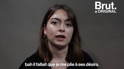 Les violences conjugales, ça existe aussi à l'adolescence. Capucine les a subies. Elle témoigne.