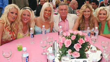 Hugh Hefner et ses playmates
 (Westcom / Star Max / IPx / AP / SIPA)