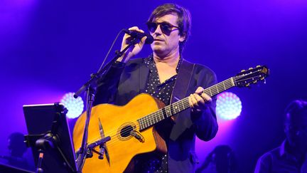 Thomas Dutronc, le 3 août 2021 au festival Jazz in Marciac. (SEBASTIEN LAPEYRERE / HANS LUCAS)