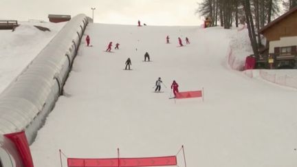 Confinement dans les Alpes-Maritimes : les Niçois quittent la mer pour la montagne