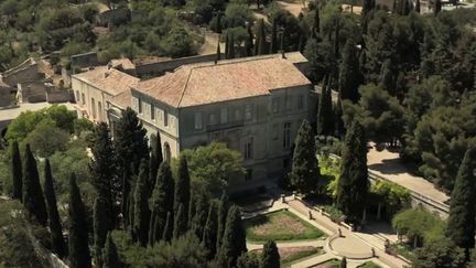 À&nbsp;Villeneuve-lès-Avignon, dans le Gard, le jardin de l'abbaye Saint-André, un parc de deux hectares, vient d'obtenir le Prix de l'art et du jardin.&nbsp; (CAPTURE ECRAN FRANCE 2)