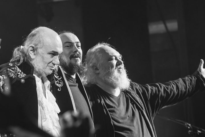 Ange : Francis, Tristan et Christian Décamps au Trianon, à Paris, le 31 janvier 2020. (ERIC CHAMPARNAUD)