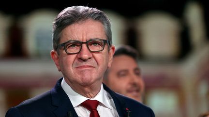 Jean-Luc Mélenchon le 10 février 2022 sur le plateau de France 2.&nbsp; (THOMAS COEX / AFP)