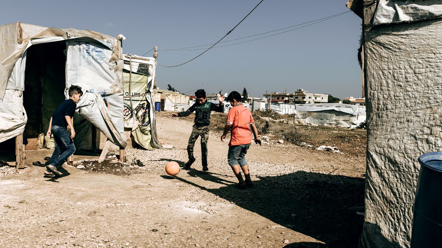 Refugiados sirios expresan su solidaridad con los ucranianos