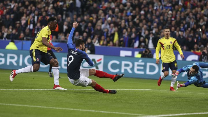 Le 28 mars 2018, Olivier Giroud inscrit son 30e but en bleu lors d'une défaite en amical contre la Colombie (2-3) au Stade de France. (ELYXANDRO CEGARRA / NURPHOTO)