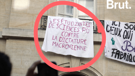 La mobilisation étudiante a fini par gagner la faculté de Sciences Po à Paris. Suite au blocage voté en assemblée générale, une banderole accrochée sur la façade de l'établissement a fait parler d’elle.