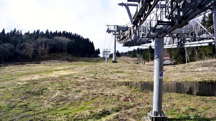 La station&nbsp;Itoigawa, sans le moindre flocon de neige, le 18 janvier 2020. (MASATOMO SEKIGUCHI / YOMIURI)