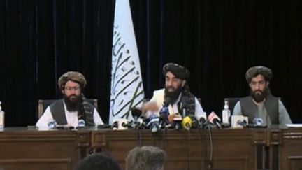 Afghanistan : les talibans demandent la stricte application de la charia (France 2)