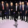 Les candidats à l'élection présidentielle, à l'exception de Philippe Poutou, posent avant "Le Grand Débat", mardi 4&nbsp;avril sur le plateau de BFMTV et CNews. (LIONEL BONAVENTURE / AFP)