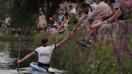 Paris 2024 : Quimperlé célèbre son champion olympique de canoë slalom, Nicolas Gestin (France 2)