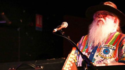 Hermeto Pascoal sur la scène du New Morning, à Paris (22 juillet 2013)
 (Catherine Ledrux)