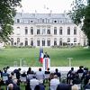 Le président de la République, Emmanuel Macron, le 29 juin 2020 à l'Elysée, devant les citoyens de la Convention citoyenne pour le climat. (CHRISTIAN HARTMANN / AFP)