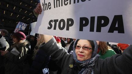 Manifestation contre le&nbsp;Protect IP Act (Pipa) le 18 janvier 2012 &agrave; New York.&nbsp; (MARIO TAMA / GETTY IMAGES / AFP)