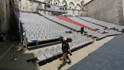  (Deuxième jour de grève samedi au Festival d'Avignon après celui du 4 juillet © REUTERS/Philippe Laurenson)