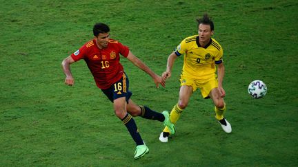 Rodrigo (gauche) et l'Espagne n'ont pas fait lever les foules contre la Suède à l'Euro le 14 juin 2021 à Séville. (JOAQUIN ARCOS / ANADOLU AGENCY via AFP)