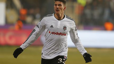 Mario Gomez ne portera pas le maillot de Besiktas la saison prochaine (MURAT KAYNAK / ANADOLU AGENCY)