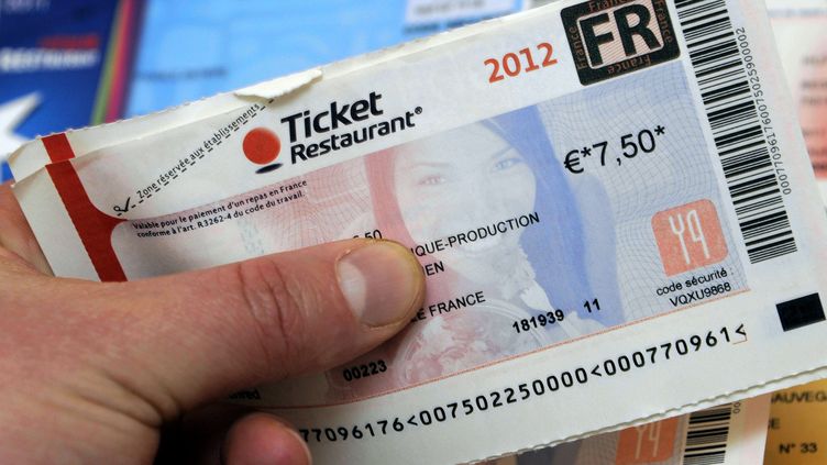 Les Tickets Resto Deviennent Des Cartes à Puce