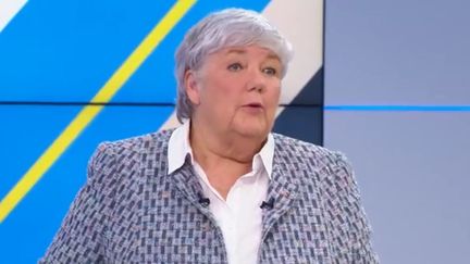 La ministre de la Cohésion des territoires et des Relations avec les collectivités territoriales, Jacqueline Gourault, était l'invitée de "Dimanche en politique" dimanche 18 novembre.&nbsp; (FRANCE 3)