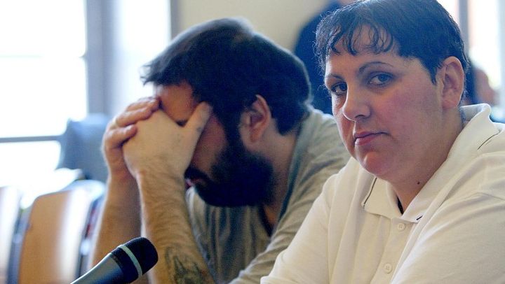 Myriam Badaoui au proc&egrave;s de Saint-Omer (Pas-de-Calais),&nbsp;le 8 juin 2004.&nbsp; (PHILIPPE HUGUEN / AFP)