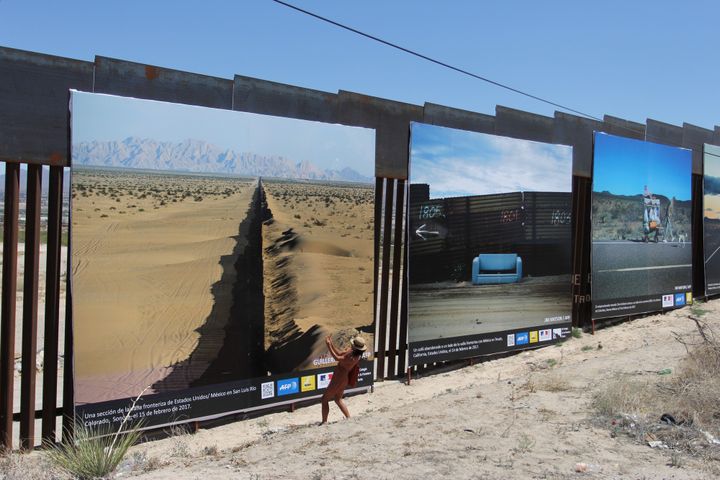 Expo photo à la frontière Mexique-USA
 (Herika MARTINEZ / AFP)