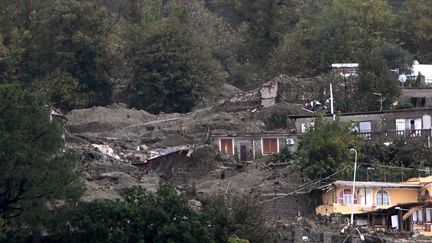 Glissement de terrain sur l'île d'Ischia (Campanie), en novembre 2022. Les dégâts avaient été aggravés par le grand nombre de constructions illégales. (CIRO FUSCO / ANSA VIA AFP)