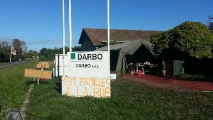 Les 131 salariés de Darbo avaient perdu leur emploi en 2016 moins d'un an après le rachat de leur usine de bois par le fonds d'investissement allemand Gramax; (CHRISTOPHE VAN NEEN / RADIO FRANCE)