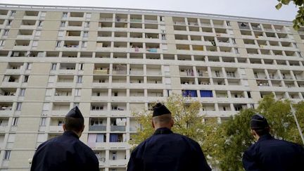  (La cité des Lauriers dans le 13e à Marseille où trois jeunes gens ont été tués dans la nuit dimanche © MaxPPP)